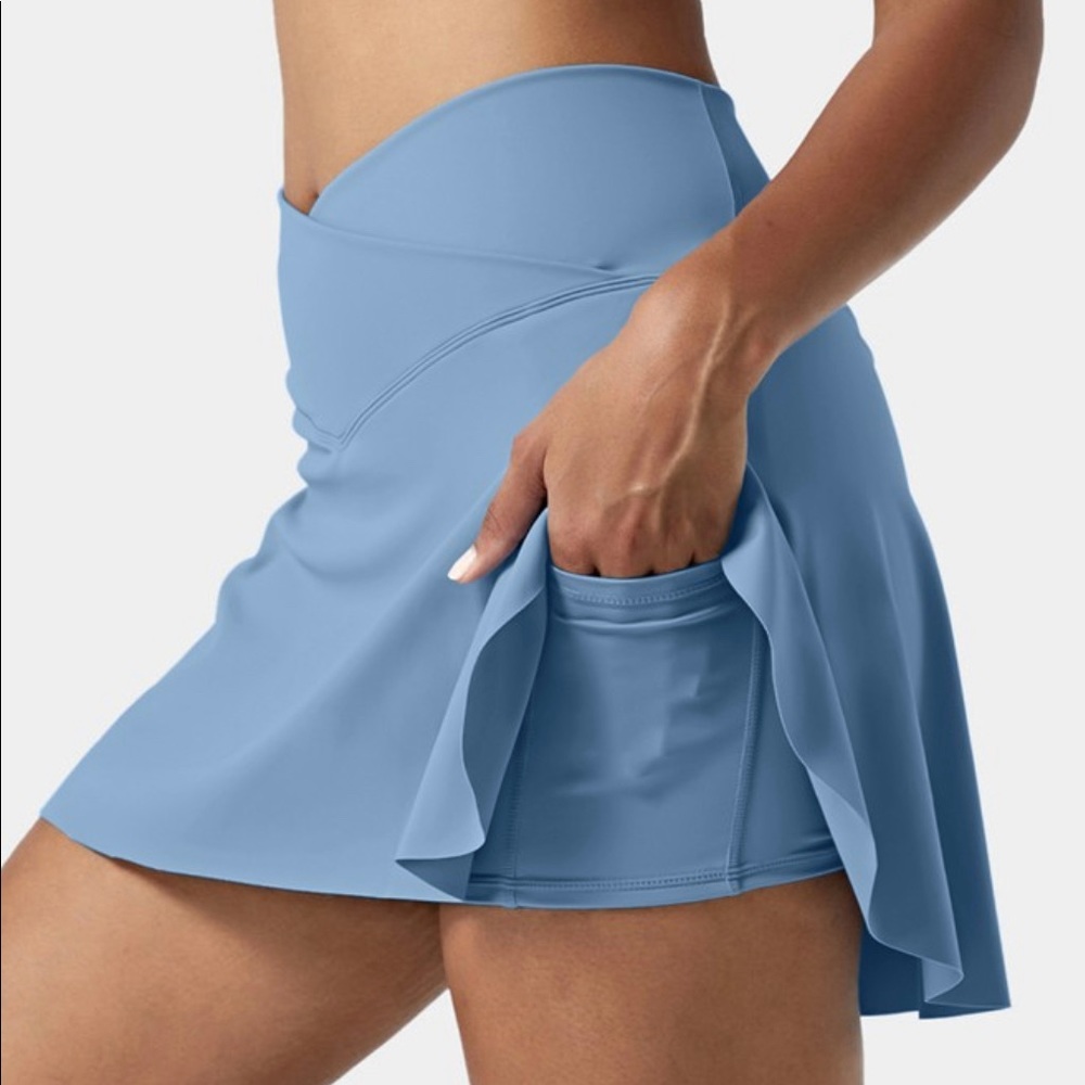 Brand New Halara Skirt!